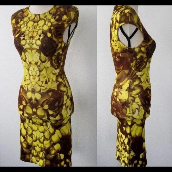 Alexander McQueen Chartreuse Mirror Bodycon Dress - Picture 3 of 11